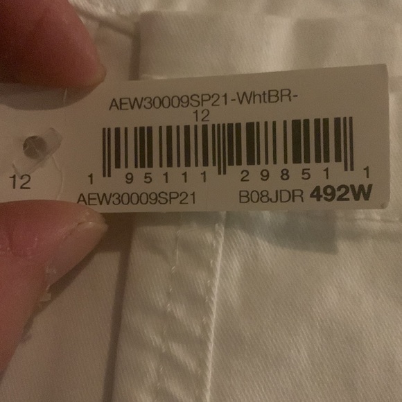 (1738) Amazon Essentials Women's Stretch Twill Chino Pant Straight Fit - Picture 7 of 7